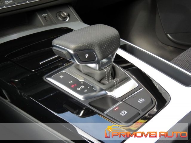 Audi Q5 40 TDI 204 CV quattro S tronic S line km 0 a CASTELNUOVO RANGONE