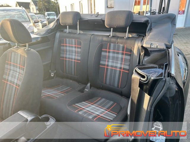 Volkswagen Maggiolino 2.0 TDI Design BlueMotion Technology - foto 4 di 4