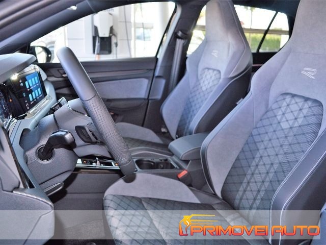 Volkswagen Golf 1.5 eTSI 150 CV EVO ACT DSG R-Line usato a CASTELNUOVO RANGONE