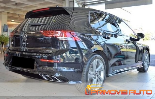 Volkswagen Golf 1.5 eTSI 150 CV EVO ACT DSG R-Line - foto 3 di 4