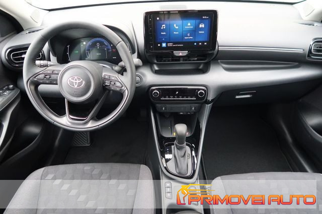 Toyota Yaris 1.5 Hybrid 5 porte Teamplayer nuovo a CASTELNUOVO RANGONE