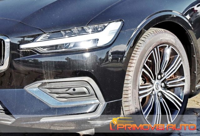 Volvo V60 B4 (d) Geartronic Inscription, del 2021, 20.000 km, in vendita a Castelnuovo Rangone (MO)