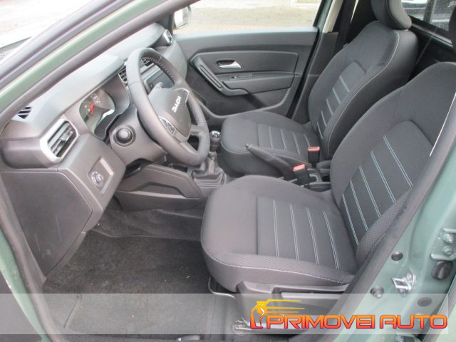 Dacia Duster 1.5 Blue dCi 8V 115 CV 4x4 - foto 2 di 4