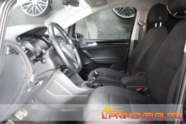 Volkswagen Touran 1.2 TSI Sound BlueMotion Technology - foto 3 di 4