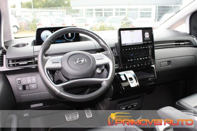 Hyundai STARIA 2.2 AT AWD 7 posti Signature - foto 2 di 4