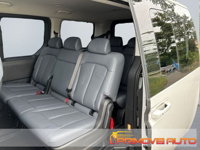 Hyundai STARIA 2.2 AT Prime 9 posti - foto 2 di 4