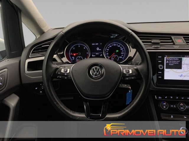 Volkswagen Touran 2.0 TDI 150 CV SCR DSG Comfortline BlueMotion Tech usato a CASTELNUOVO RANGONE