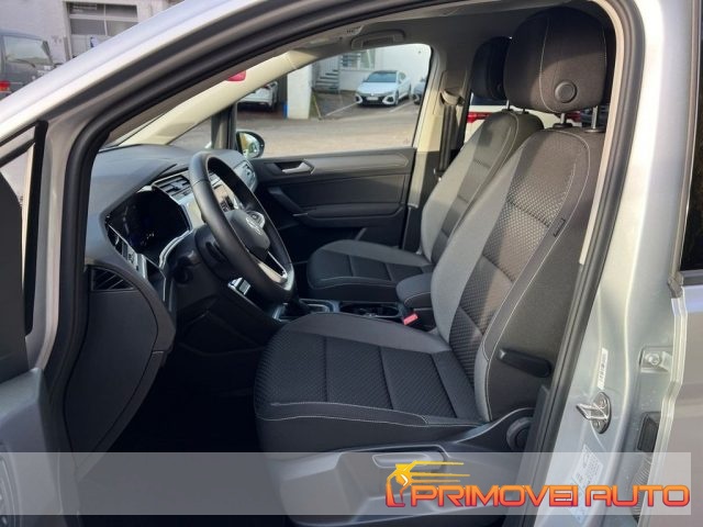 Volkswagen Touran 2.0 TDI 150 CV SCR DSG Active - foto 3 di 4