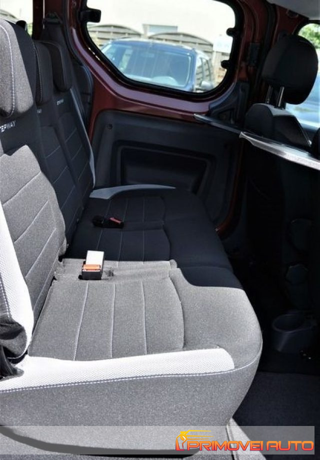 Dacia Dokker Stepway 1.6 8V 110CV GPL usato a CASTELNUOVO RANGONE