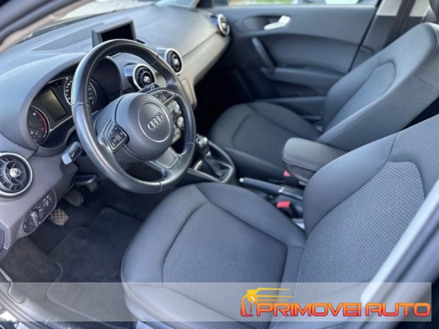 Audi A1 SPB 1.2 TFSI S line edition - foto 2 di 4