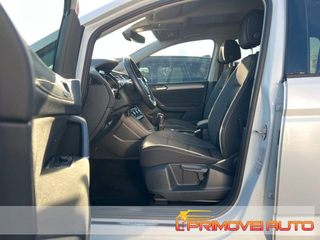 Volkswagen Touran 2.0 TDI 150 CV SCR DSG Active - foto 3 di 4