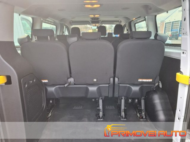 Ford Transit Custom 320 2.0 EcoBlue PC Combi Trend, del 2021, 42.600 km, in vendita a Castelnuovo Rangone (MO)