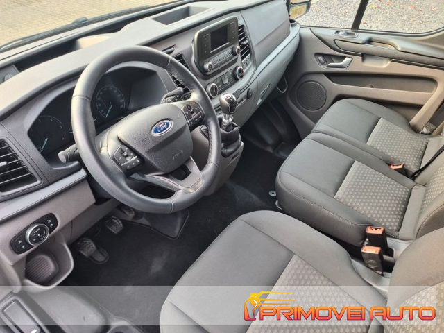 Ford Transit Custom 320 2.0 EcoBlue PC Combi Trend - foto 2 di 4