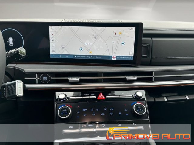 Hyundai SANTA FE 1.6 T-GDi HEV 4WD AT 7 posti XCLASS - foto 4 di 4