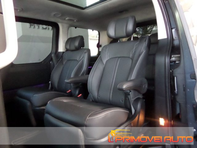 Hyundai STARIA 2.2 AT Signature 4WD - foto 3 di 4
