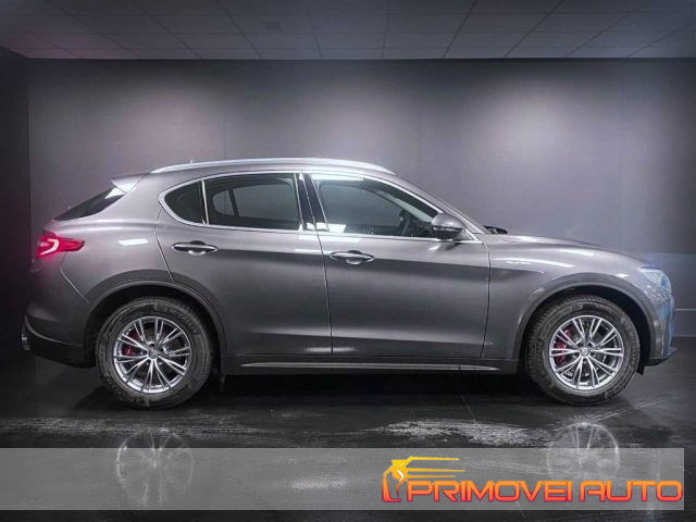 Alfa Romeo Stelvio 2.0 Turbo 200 CV AT8 Q4 Executive km 0 a CASTELNUOVO RANGONE