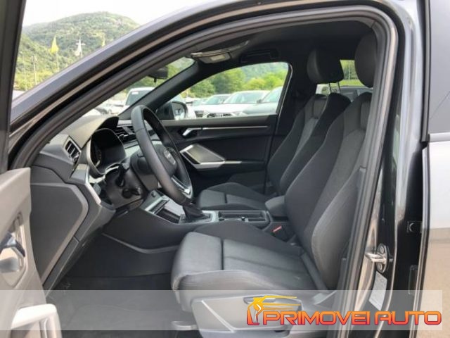 Audi Q3 SPB 35 TDI quattro S tronic S line edition - foto 2 di 4