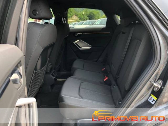 Audi Q3 SPB 35 TDI quattro S tronic S line edition - foto 3 di 4