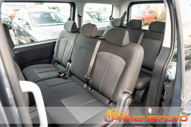 Hyundai STARIA 2.2 AT Trend 4WD 9 posti - foto 2 di 4