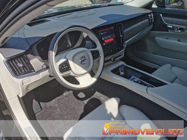 Volvo V90 B4 automatico Ultimate Bright - foto 3 di 4