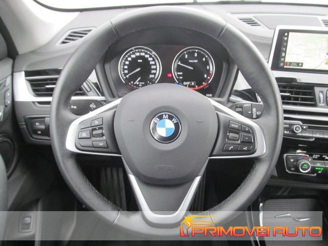 BMW X1 sDrive18d sport - foto 3 di 4