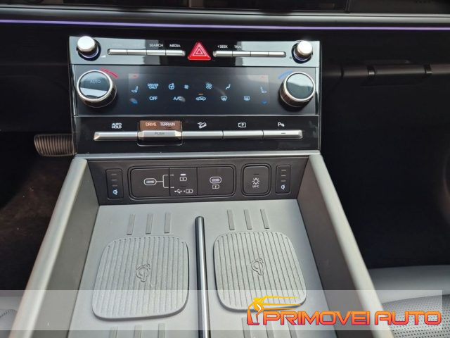 Hyundai SANTA FE 1.6 T-GDi HEV 4WD AT 7 posti XCLASS - foto 3 di 4