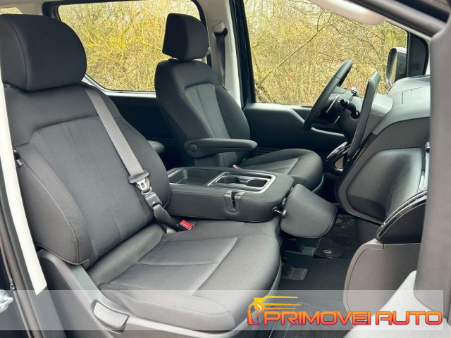 Hyundai STARIA 2.2 AT CRDi Trend - foto 2 di 4