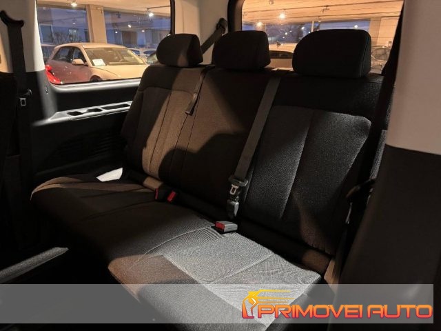 Hyundai STARIA 2.2 MT 2WD 9 posti Trend - foto 4 di 4