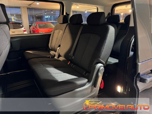 Hyundai STARIA 2.2 MT 2WD 9 posti Trend - foto 3 di 4