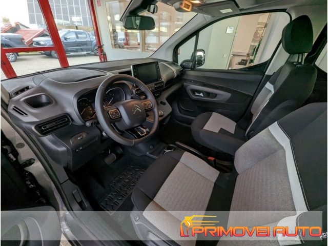 Citroen Berlingo PureTech 130 Stop&Start EAT8 XL 7 posti Shine - foto 3 di 4