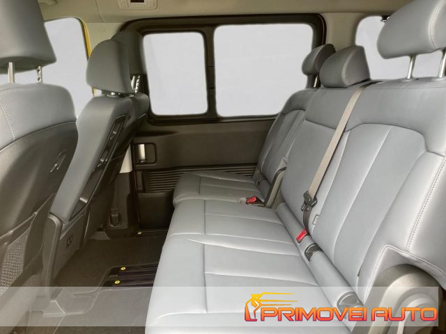 Hyundai STARIA 2.2 AT 9 posti - foto 2 di 4