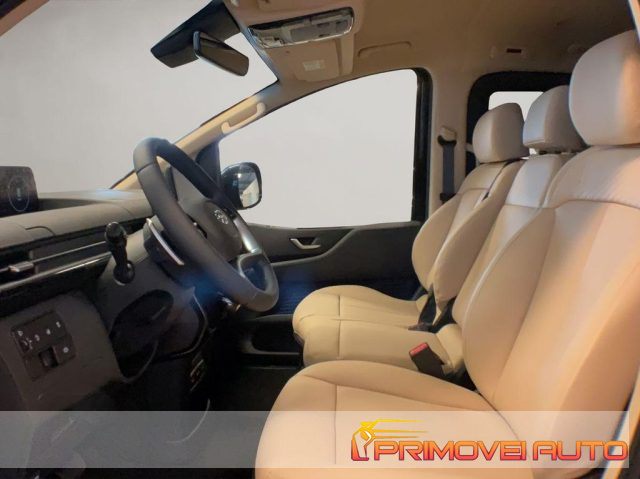 Hyundai STARIA 2.2 AT 9 POSTI km 0 a CASTELNUOVO RANGONE