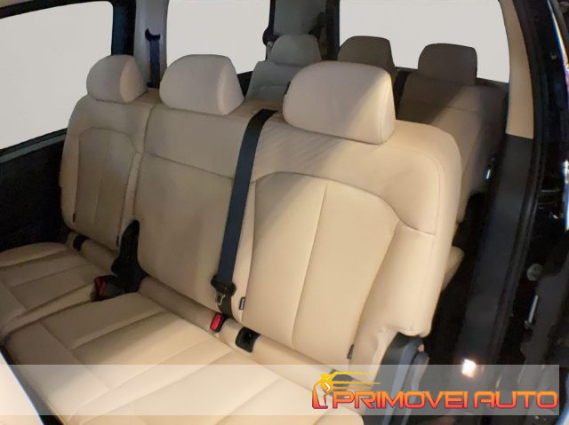 Hyundai STARIA 2.2 AT 9 POSTI - foto 2 di 4