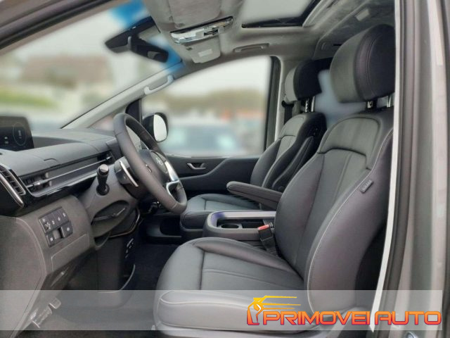Hyundai STARIA 2.2 AT 2WD 7 posti Signature - foto 2 di 4