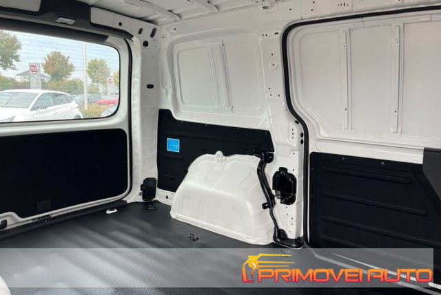 Hyundai STARIA 2.2 CARGO - foto 3 di 4