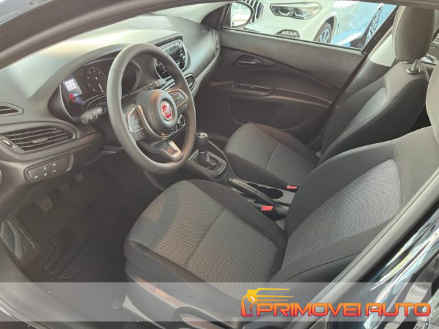 Fiat Tipo 1.0 5 porte - foto 2 di 4