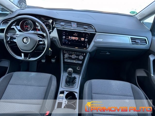 Volkswagen Touran 1.5 TSI EVO Comfortline usato a CASTELNUOVO RANGONE