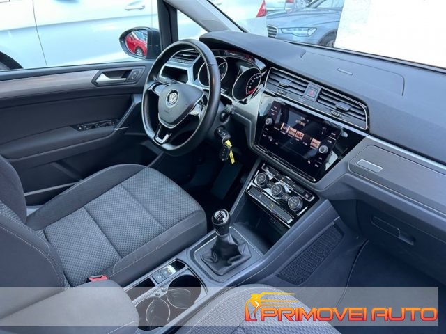 Volkswagen Touran 1.5 TSI EVO Comfortline - foto 3 di 4