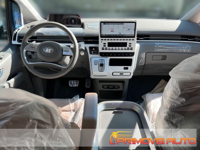 Hyundai STARIA 2.2 AT 2WD 7 posti Signature - foto 1 di 4
