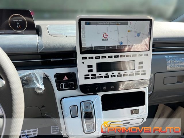 Hyundai STARIA 2.2 AT 2WD 7 posti Signature - foto 4 di 4