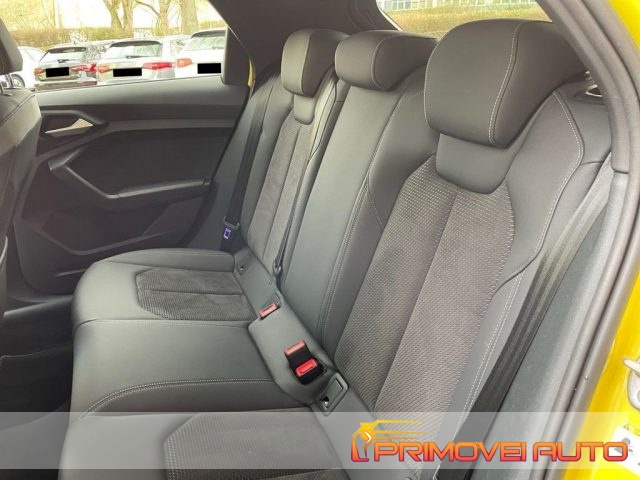 Audi A1 SPB 30 TFSI S line edition - foto 3 di 4