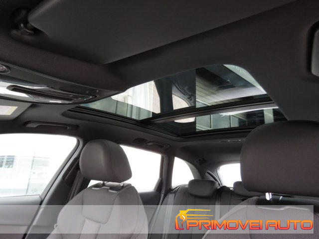 Audi A4 Avant 40 TDI S line - foto 3 di 4