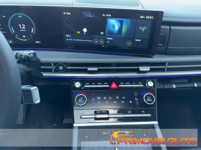 Hyundai SANTA FE 1.6 T-GDi HEV 4WD AT 7 posti XCLASS - foto 2 di 4