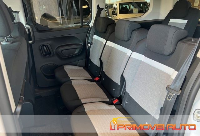 Citroen Berlingo PureTech 130 Stop&Start EAT8 XL 7 posti Feel Pack - foto 2 di 4