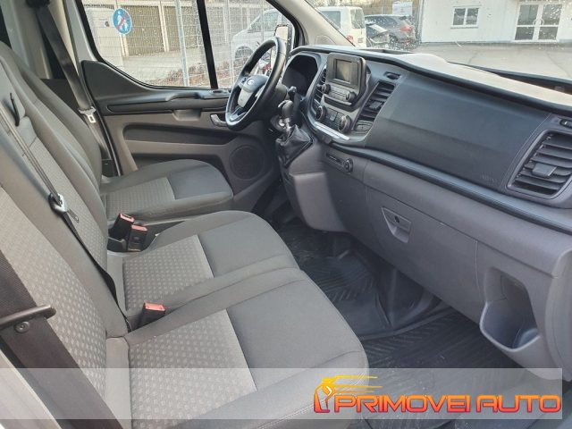 Ford Transit Custom 2.0 TDCi L2 Combi - foto 2 di 4