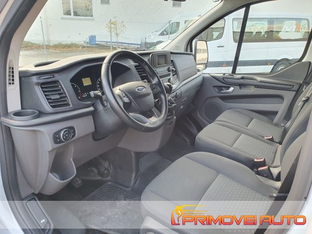 Ford Transit Custom 2.0 TDCi L2 Combi usato a CASTELNUOVO RANGONE
