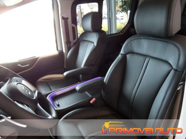 Hyundai STARIA 2.2 AT 7 posti - foto 1 di 4