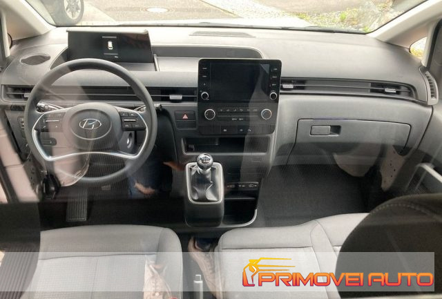 Hyundai STARIA 2.2 CARGO - foto 2 di 4