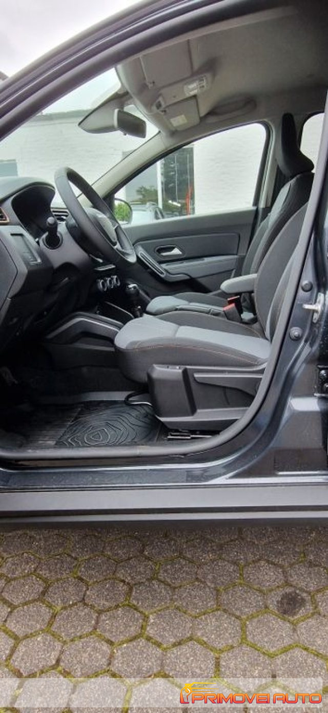 Dacia Duster Tce 130 Journey - foto 2 di 4