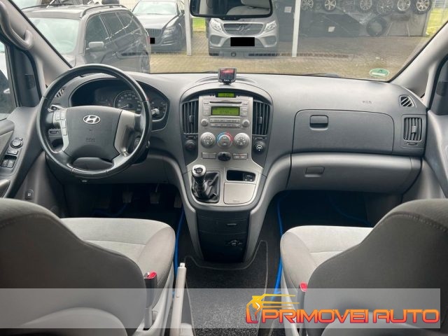 Hyundai H-1 2.5 TD HSV Max usato a CASTELNUOVO RANGONE